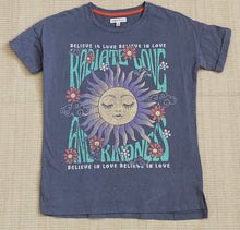 Load image into Gallery viewer, Love Tee